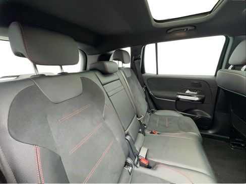 Used 2023 Mercedes-Benz EQB 350 4MATIC SUV image 26