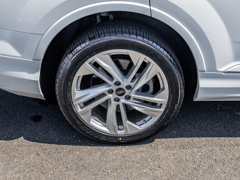 Used 2023 Audi Q7 3.0T Premium Plus AWD/4WD image 6