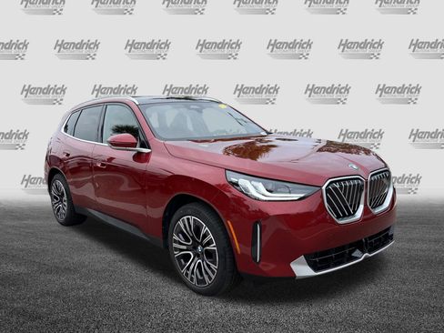 Certified 2025 BMW X3 xDrive30i image 2