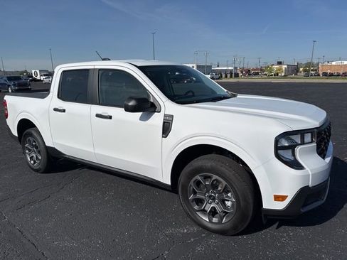 Used 2026 Ford Maverick XLT AWD/4WD image 3