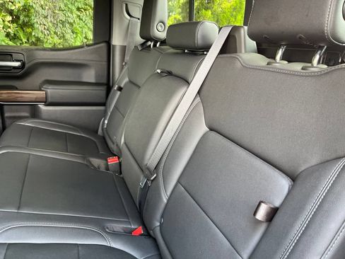Used 2021 Chevrolet Silverado 1500 LT Trail Boss w/ Convenience Package II AWD/4WD image 40