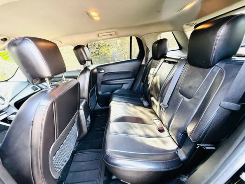 Used 2011 GMC Terrain SLT AWD/4WD image 32