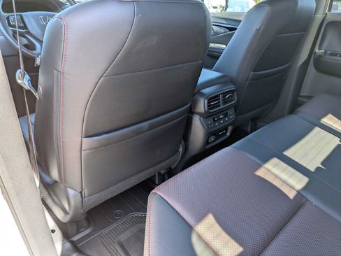 Used 2025 Honda Ridgeline Black Edition image 18