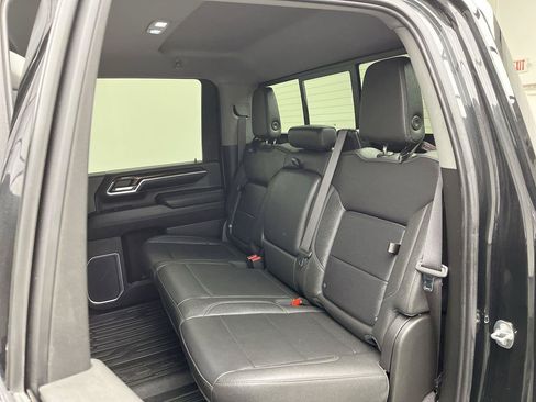 Certified 2024 GMC Sierra 2500 SLT w/ SLT Premium Package AWD/4WD image 11