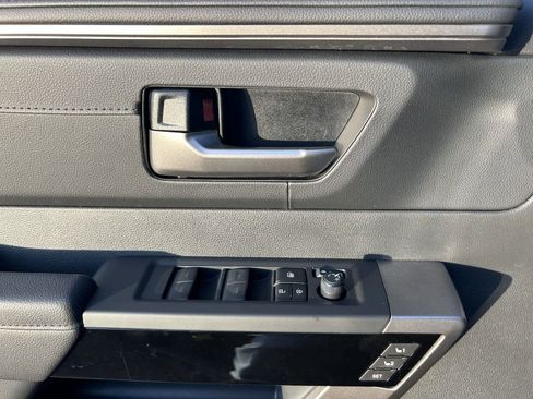 Used 2024 Toyota Tundra Limited image 18