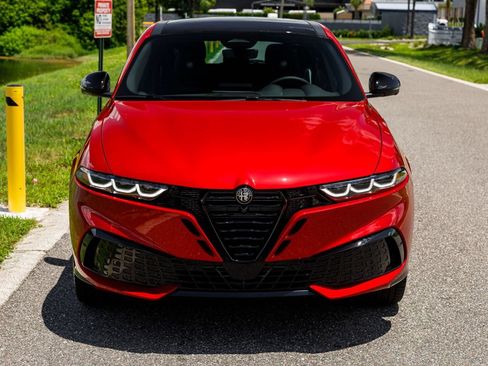 New 2026 Alfa Romeo Tonale w/ Active Assist Package AWD/4WD image 8