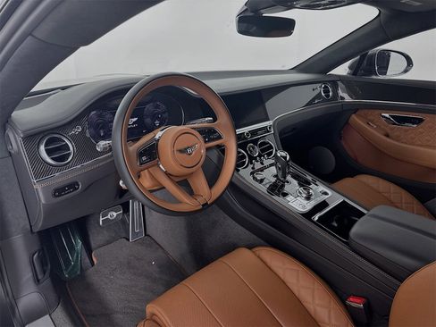 Used 2023 Bentley Continental GT Speed image 2