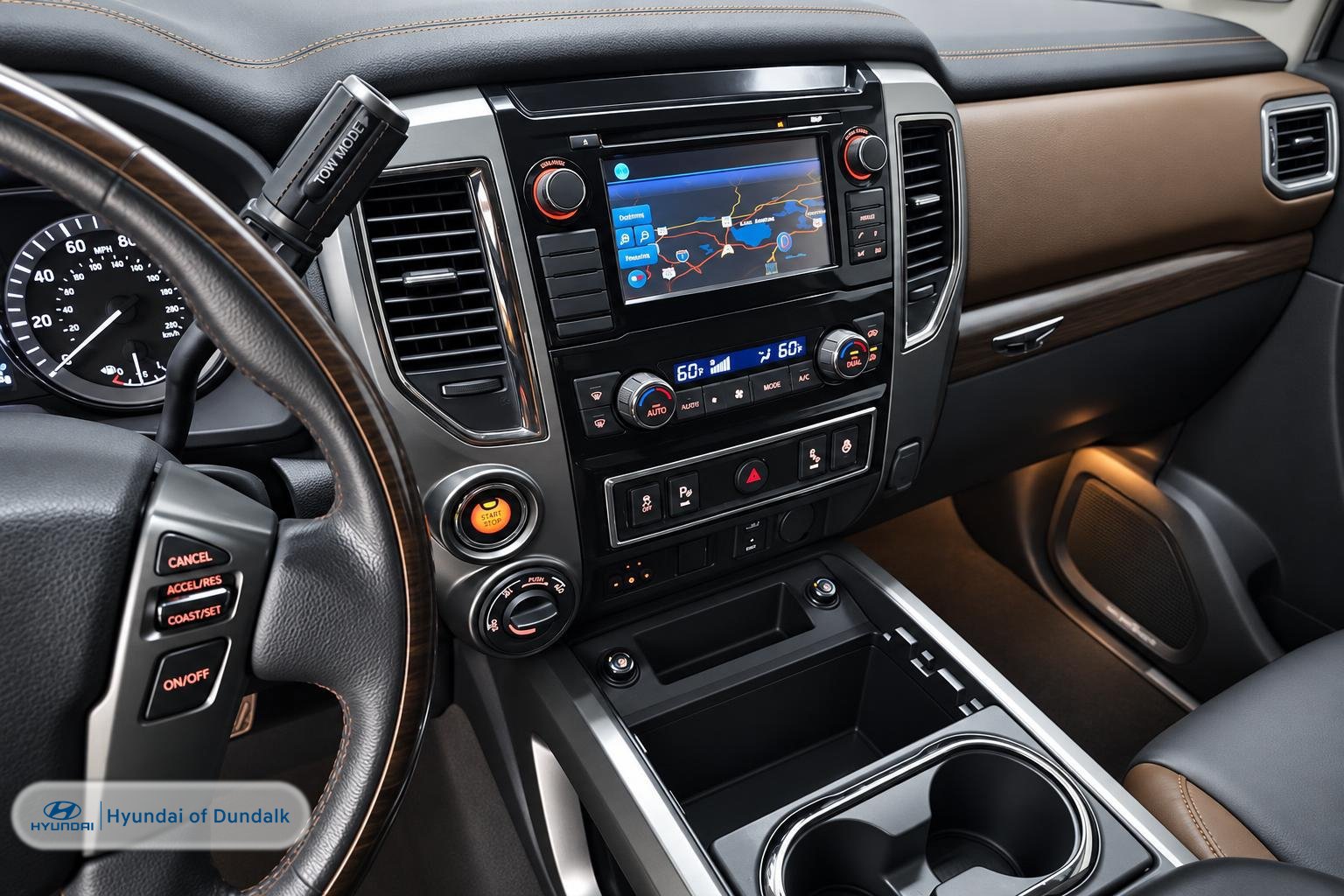 Used 2017 Nissan Titan Platinum Reserve AWD/4WD image 11