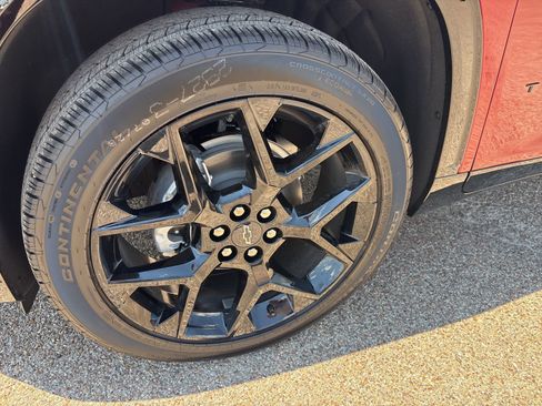 New 2026 Chevrolet Traverse RS w/ LPO, Floor Liner Package image 25