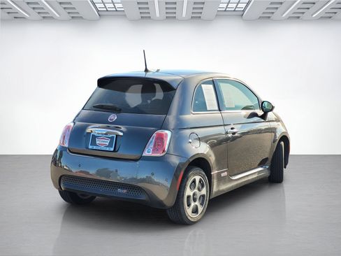 Used 2018 FIAT 500 e FWD image 11