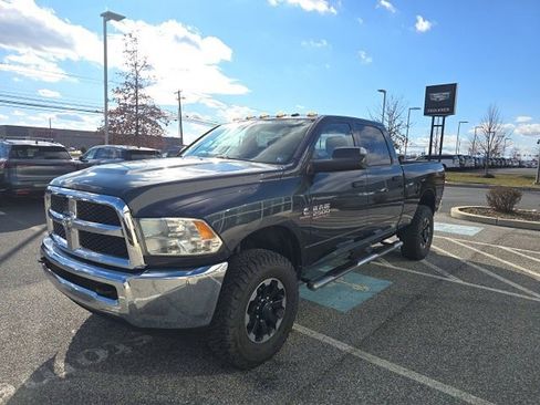 Used 2014 RAM 2500 Tradesman w/ Chrome Appearance Group image 3