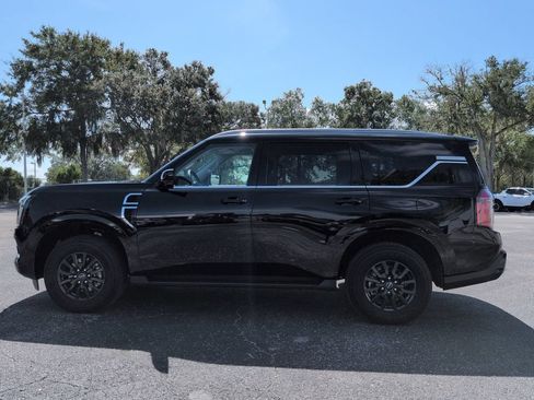 Certified 2026 Nissan Armada SV AWD/4WD image 7