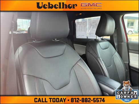 Used 2023 Jeep Compass Limited AWD/4WD image 4