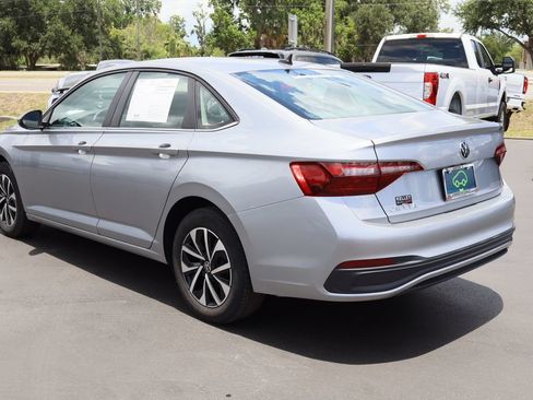 Used 2024 Volkswagen Jetta S FWD image 7