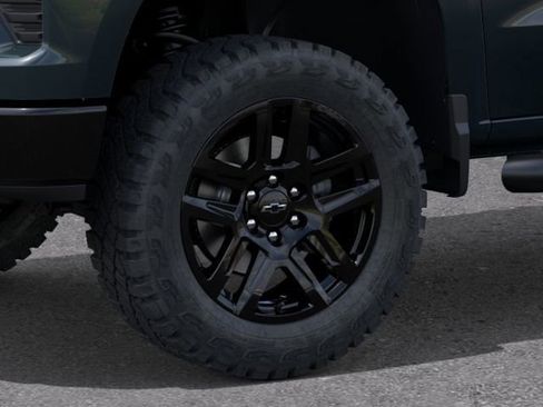 New 2026 Chevrolet Silverado 1500 Custom Trail Boss w/ LPO, Dark Essentials Package image 9