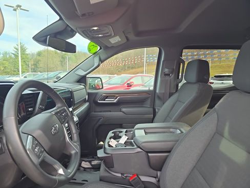 Used 2025 Chevrolet Silverado 1500 RST w/ Z71 Off-Road Package image 12