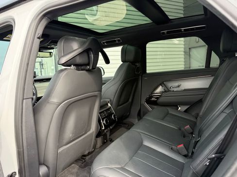 Used 2024 Land Rover Range Rover Sport Dynamic SE AWD/4WD image 9