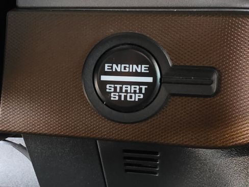Used 2023 Ford Bronco Outer Banks AWD/4WD image 23