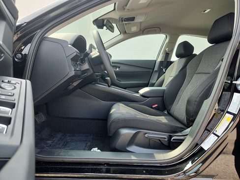 New 2026 Honda Accord LX image 9