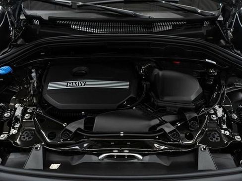 Used 2025 BMW X1 xDrive28i w/ M Sport Line w/ M Sport Package image 37