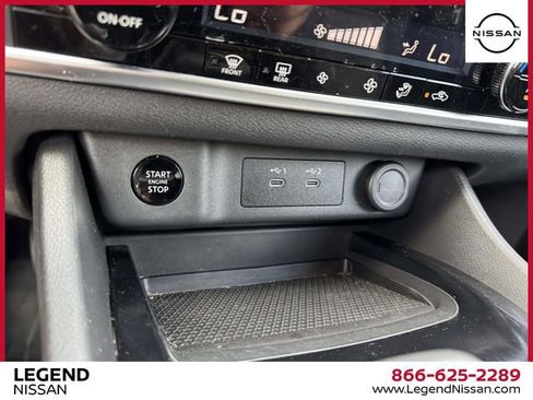 Certified 2024 Nissan Rogue SV AWD/4WD image 27