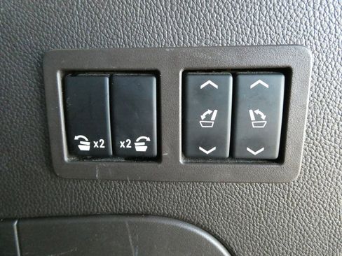 Used 2019 GMC Yukon Denali w/ Denali Ultimate Package image 20