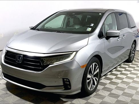 Used 2022 Honda Odyssey Touring image 1