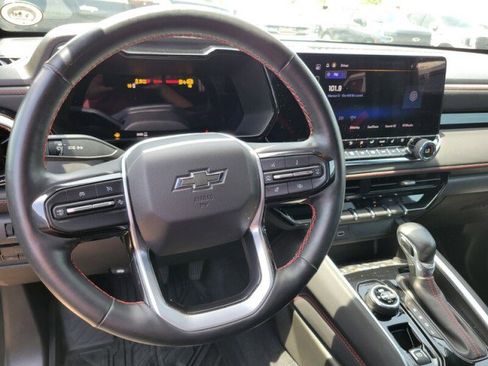 Used 2023 Chevrolet Colorado Z71 w/ Z71 Convenience Package 2 image 8