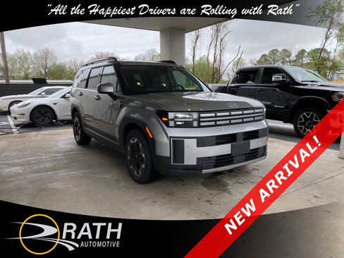 Used 2025 Hyundai Santa Fe SEL image 1