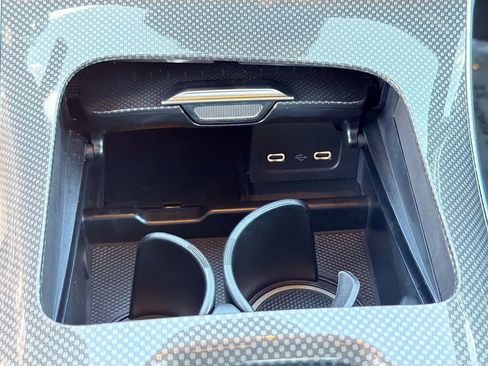 Used 2025 Mercedes-Benz CLE 300 4MATIC Cabriolet image 32