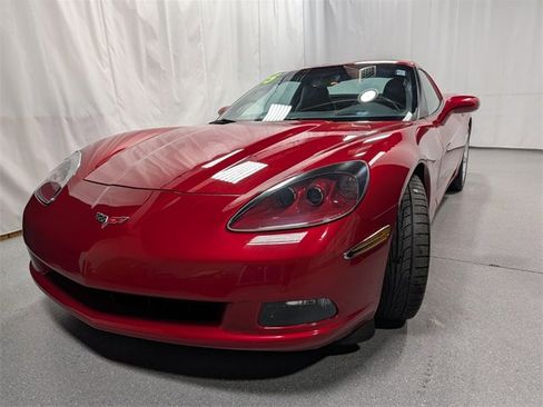 Used 2005 Chevrolet Corvette Coupe w/ Preferred Equipment Group image 7