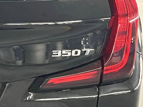 Used 2023 Cadillac XT4 Premium Luxury image 35