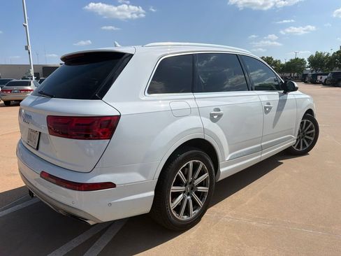Used 2019 Audi Q7 3.0T Premium Plus w/ Premium Plus Package AWD/4WD image 4