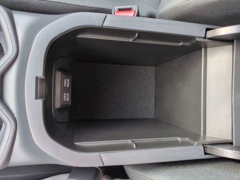 Certified 2025 Toyota RAV4 XLE AWD/4WD image 26