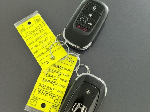 Certified 2024 Honda Pilot Elite image 32