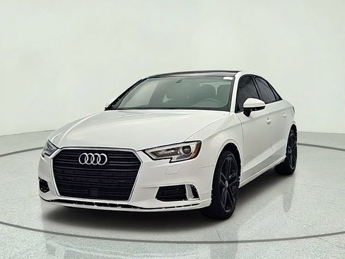 Used 2018 Audi A3 2.0T Premium FWD image 2