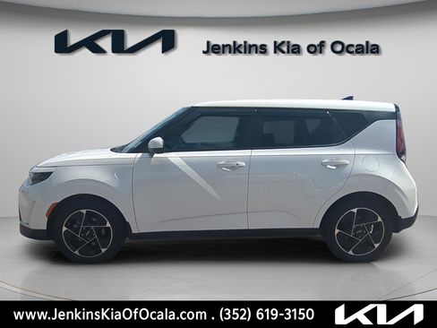Certified 2023 Kia Soul EX image 6