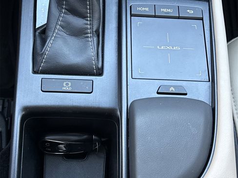 Used 2019 Lexus ES 350 image 25