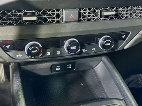 Used 2023 Honda Accord EX image 25
