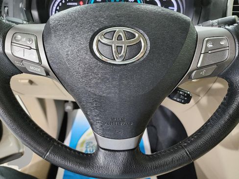 Used 2012 Toyota Venza XLE image 7