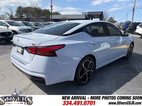 Used 2023 Nissan Altima 2.5 SR image 5