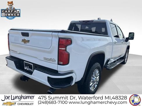 Used 2024 Chevrolet Silverado 2500 High Country w/ High Country Premium Package AWD/4WD image 3
