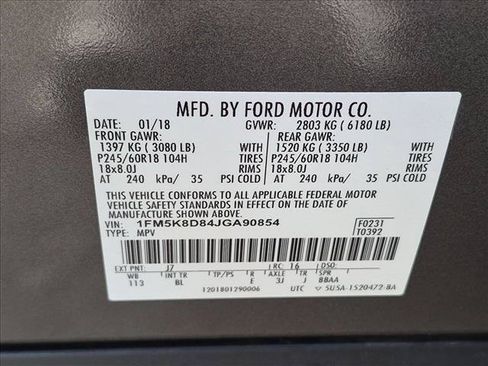 Used 2018 Ford Explorer XLT w/ Equipment Group 202A AWD/4WD image 14