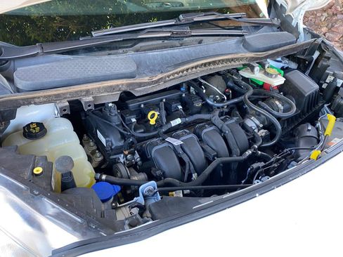 Used 2022 Ford Transit Connect XLT FWD image 7