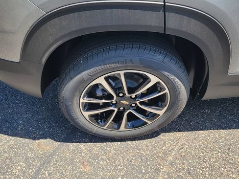 New 2026 Chevrolet TrailBlazer LT w/ LT Cold Weather Package FWD image 13
