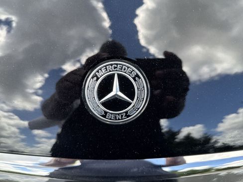 Used 2023 Mercedes-Benz EQS 580 4MATIC Sedan image 10