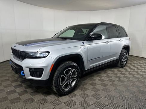 Used 2022 Jeep Grand Cherokee Trailhawk image 7