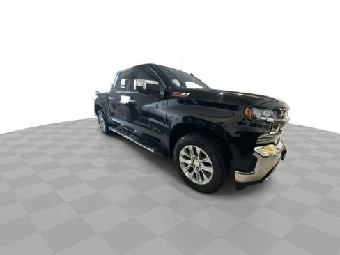 Used 2022 Chevrolet Silverado 1500 LTZ image 2