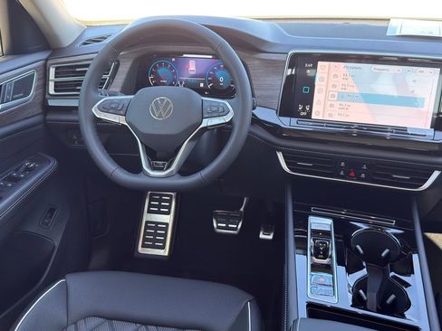 New 2026 Volkswagen Atlas SEL Premium R-Line AWD/4WD image 24
