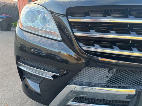 Used 2015 Mercedes-Benz ML 350 2WD w/ Premium 1 Package image 3